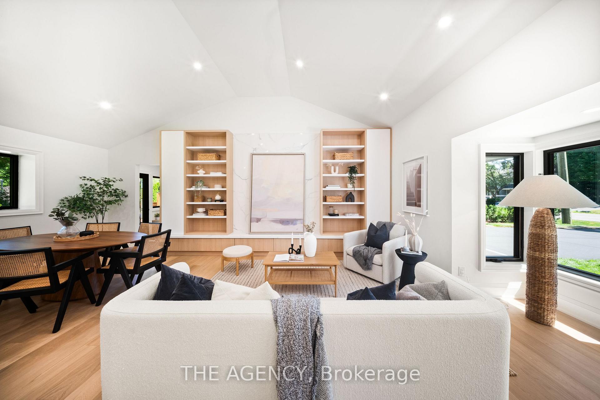 Photo 3 of 201 Trelawn Avenue, Oakville, Morrison — HOMEH