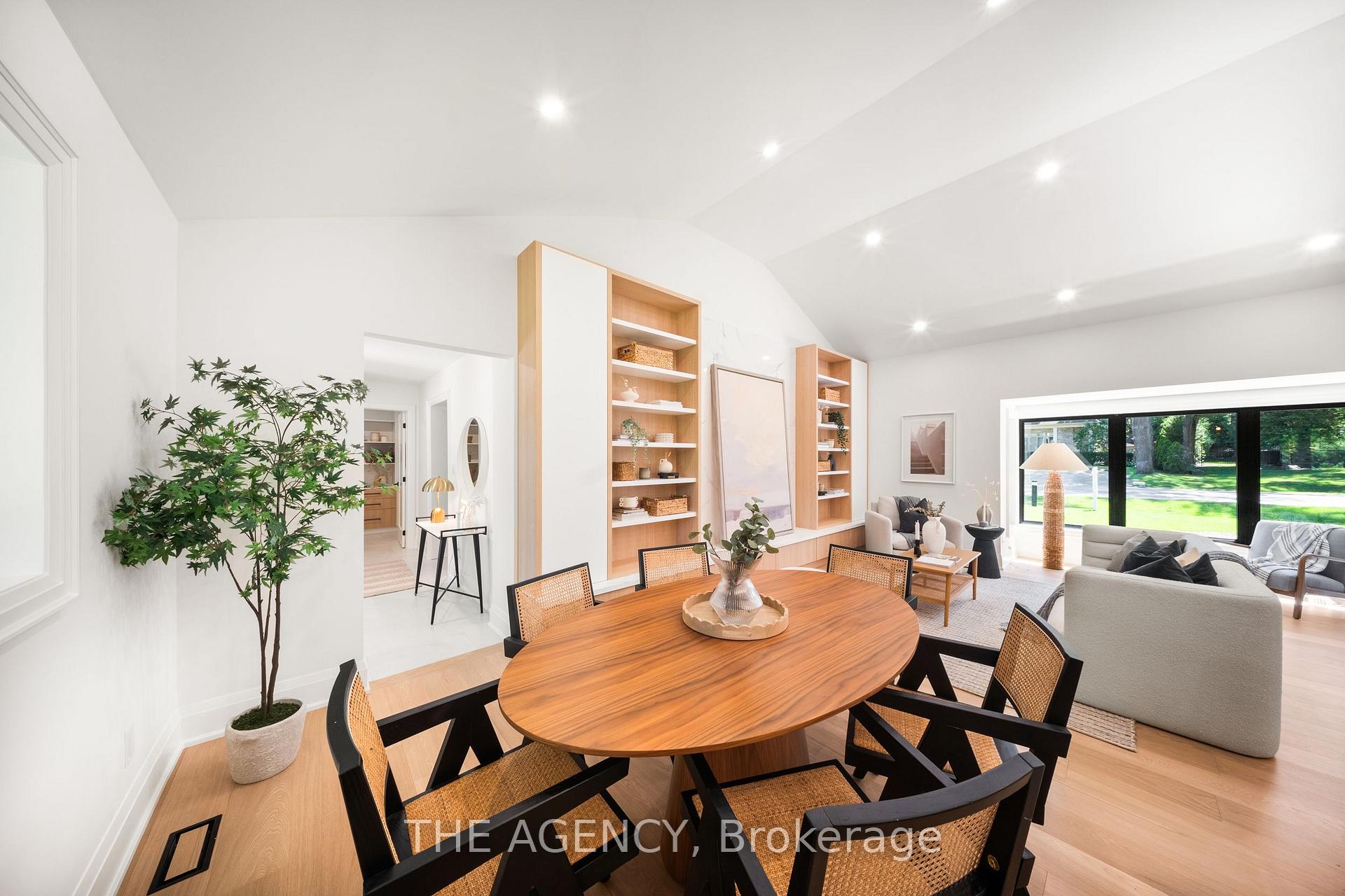 Photo 4 of 201 Trelawn Avenue, Oakville, Morrison — HOMEH