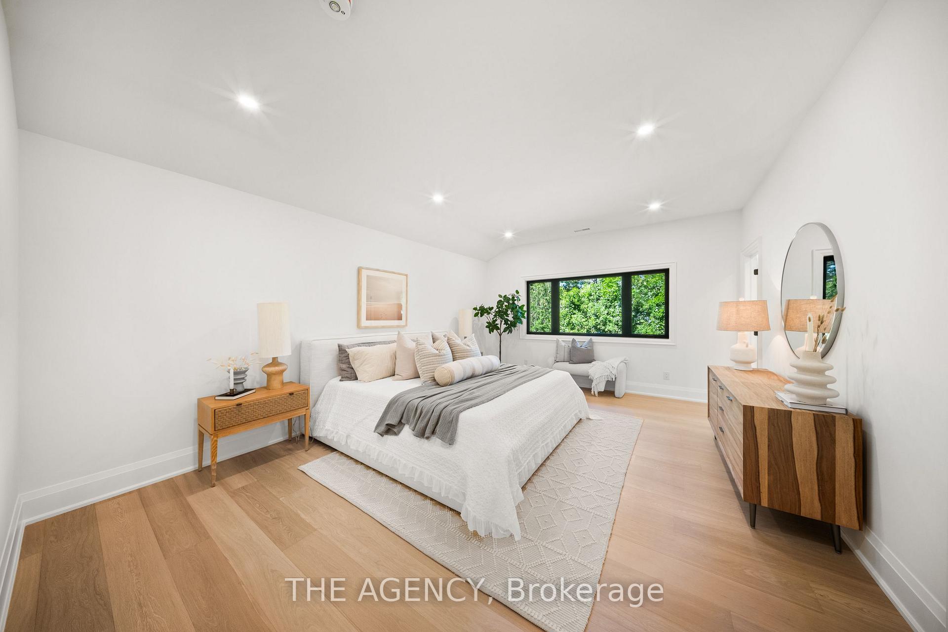 Photo 11 of 201 Trelawn Avenue, Oakville, Morrison — HOMEH