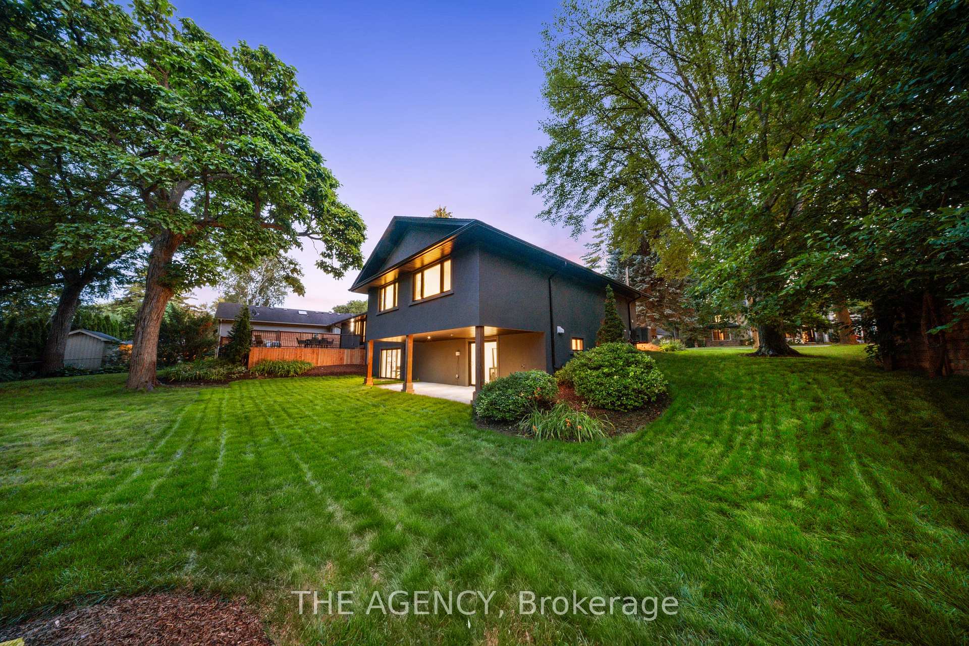 Photo 22 of 201 Trelawn Avenue, Oakville, Morrison — HOMEH