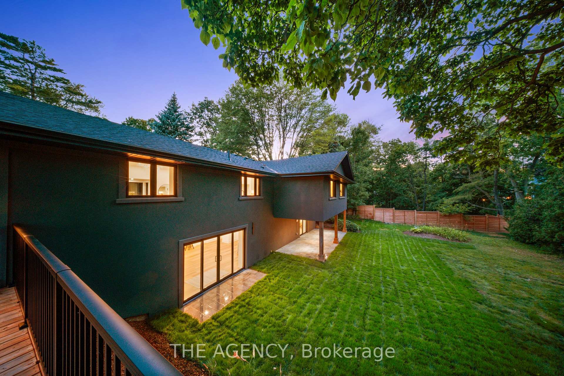 Photo 24 of 201 Trelawn Avenue, Oakville, Morrison — HOMEH