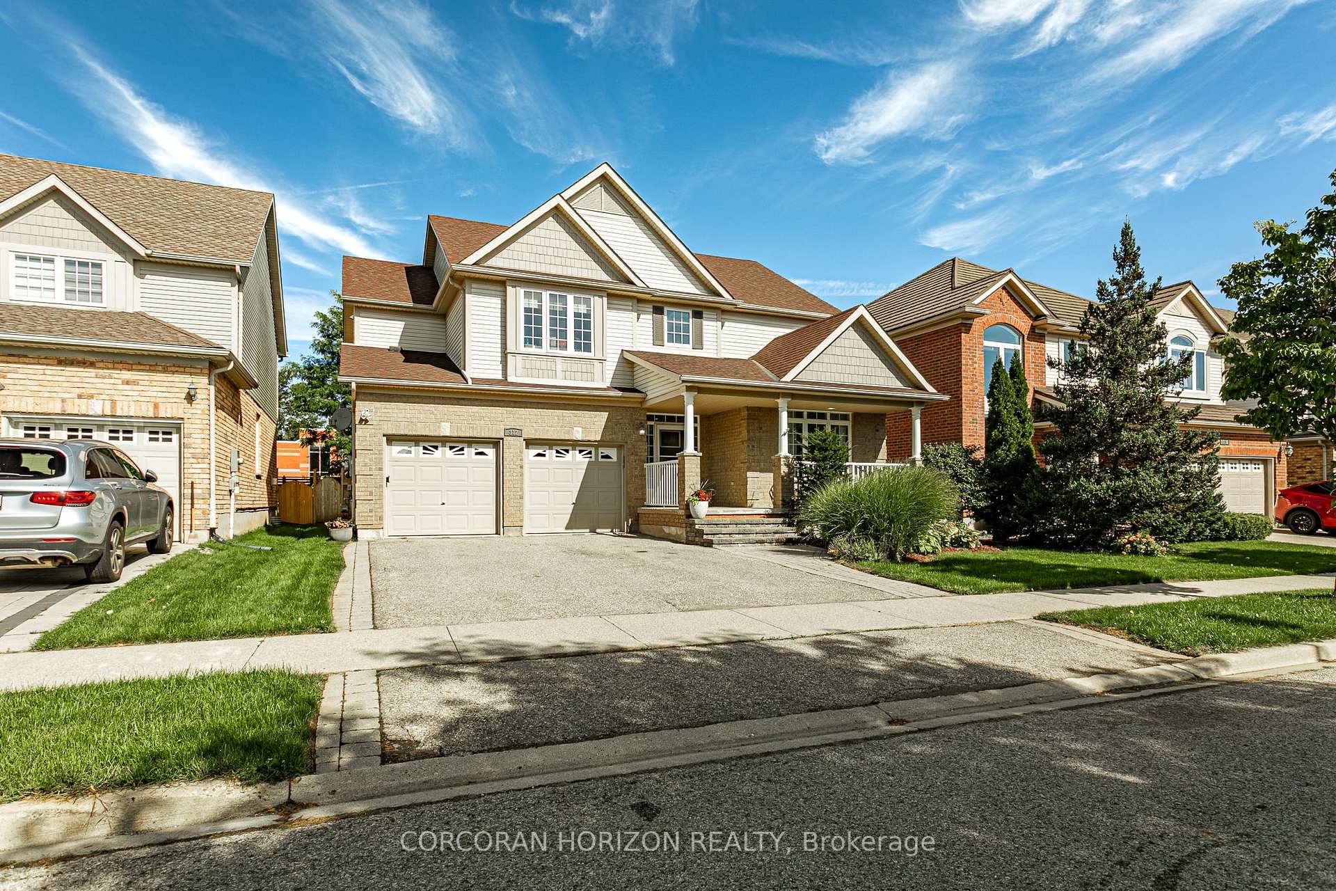 Photo 2 of 312 Schooner Crescent, Waterloo — HOMEH