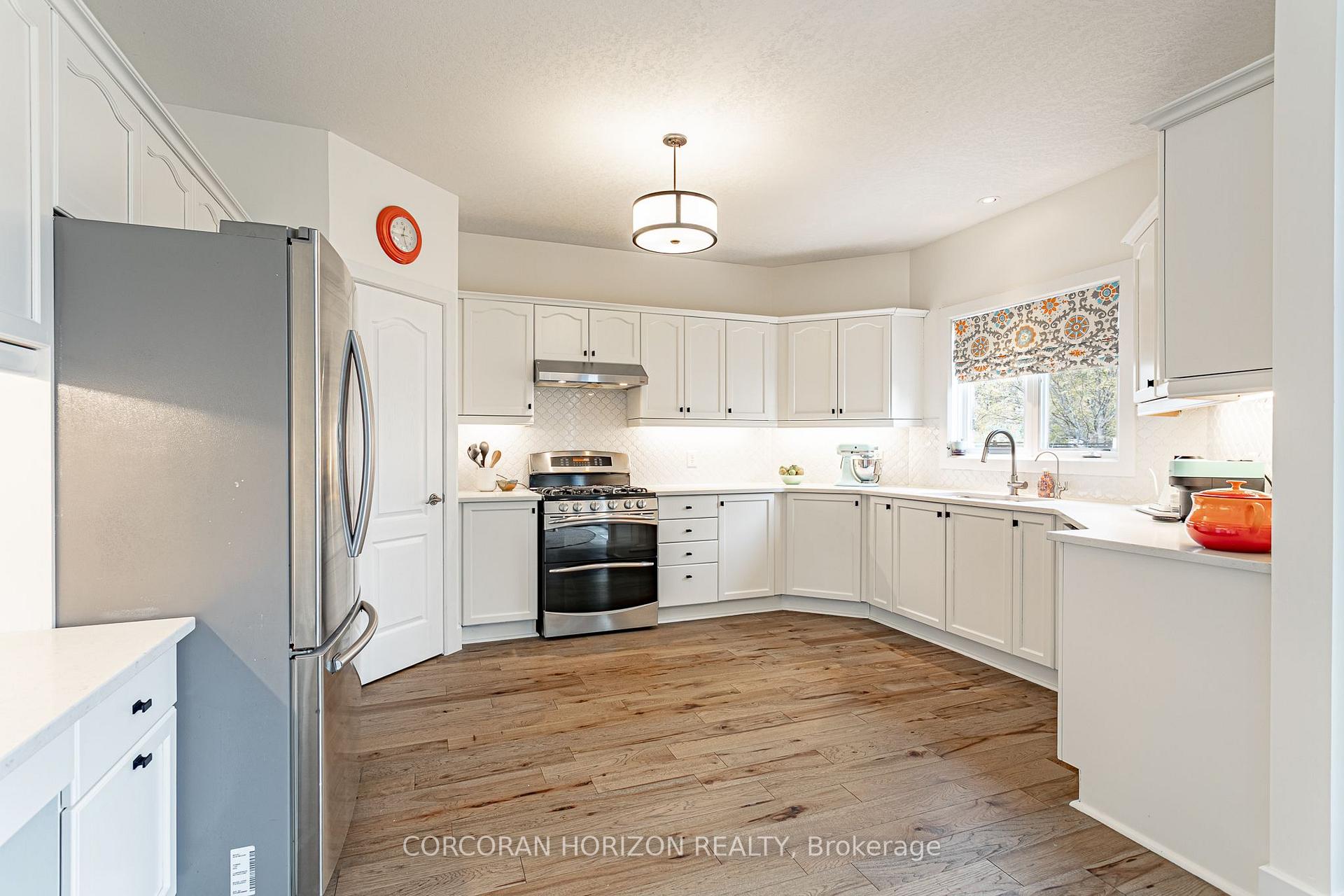 Photo 12 of 312 Schooner Crescent, Waterloo — HOMEH