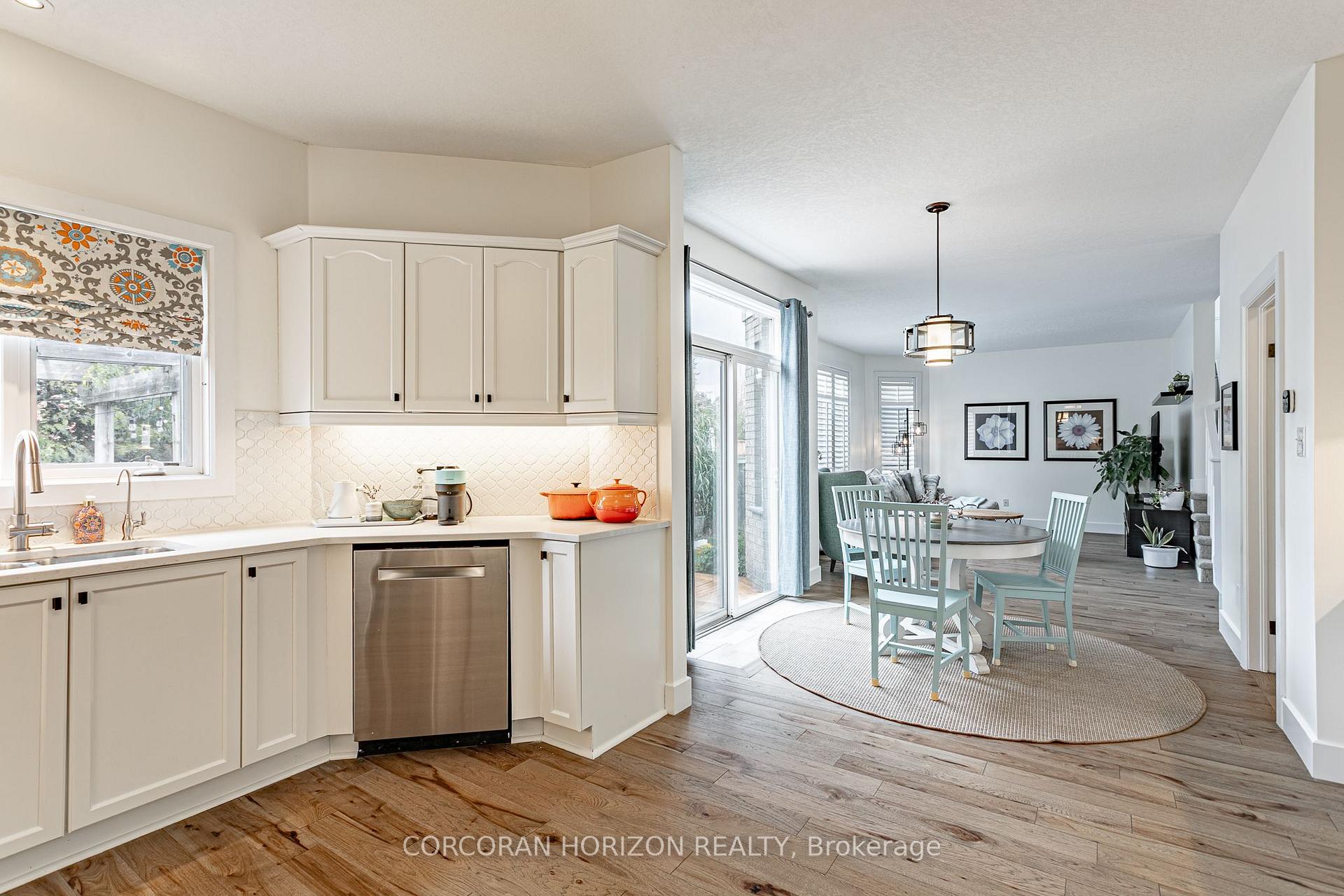 Photo 14 of 312 Schooner Crescent, Waterloo — HOMEH