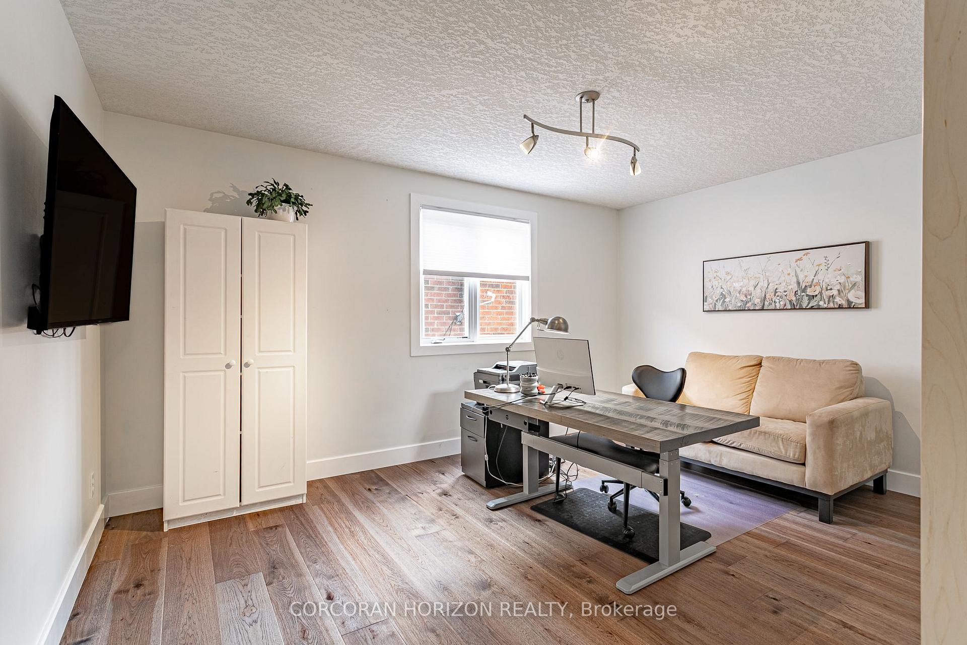 Photo 28 of 312 Schooner Crescent, Waterloo — HOMEH