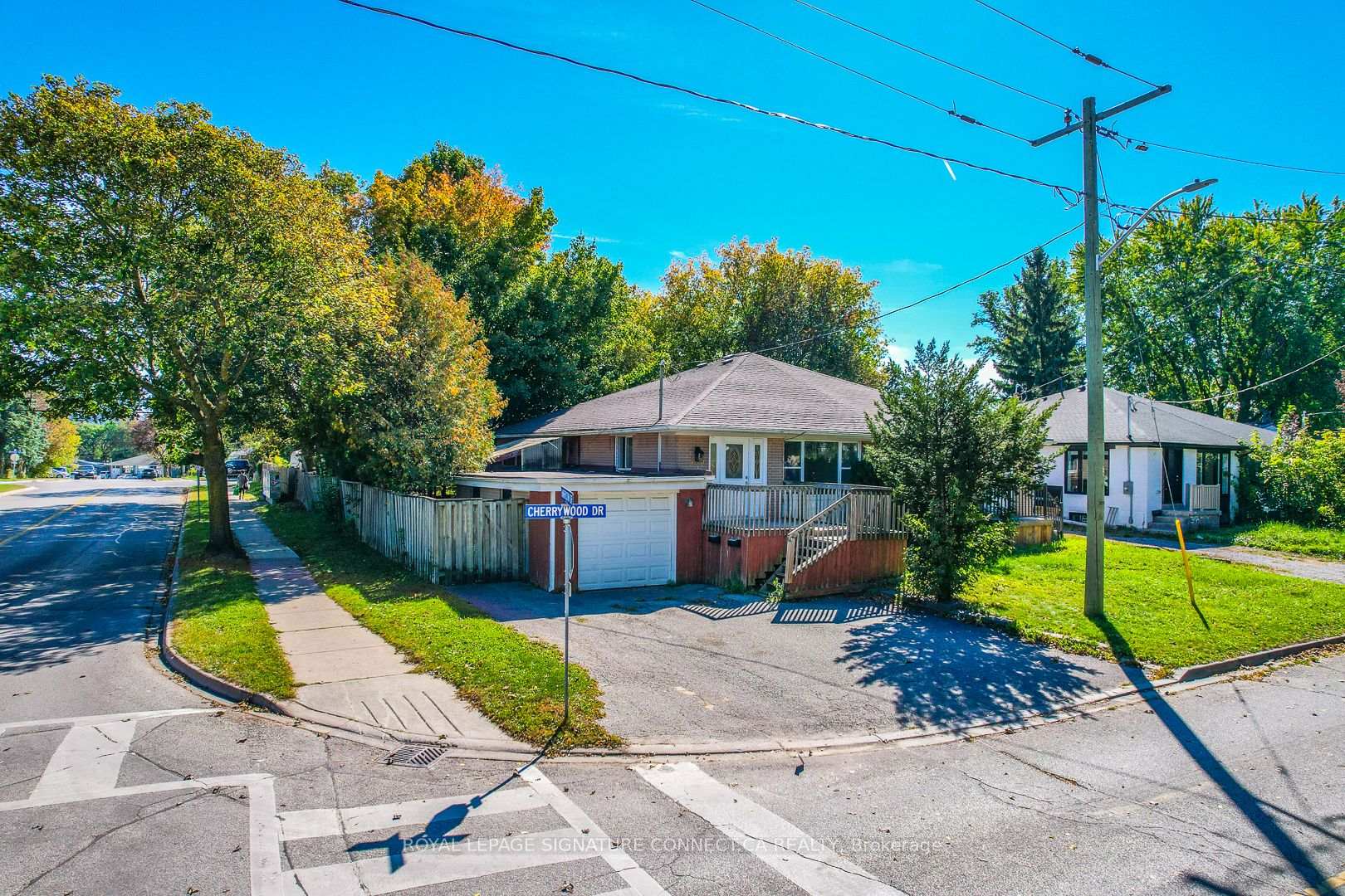 Photo 8 of Unit Upper Level, 166 Cherrywood Drive, Newmarket, Bristol-London — HOMEH