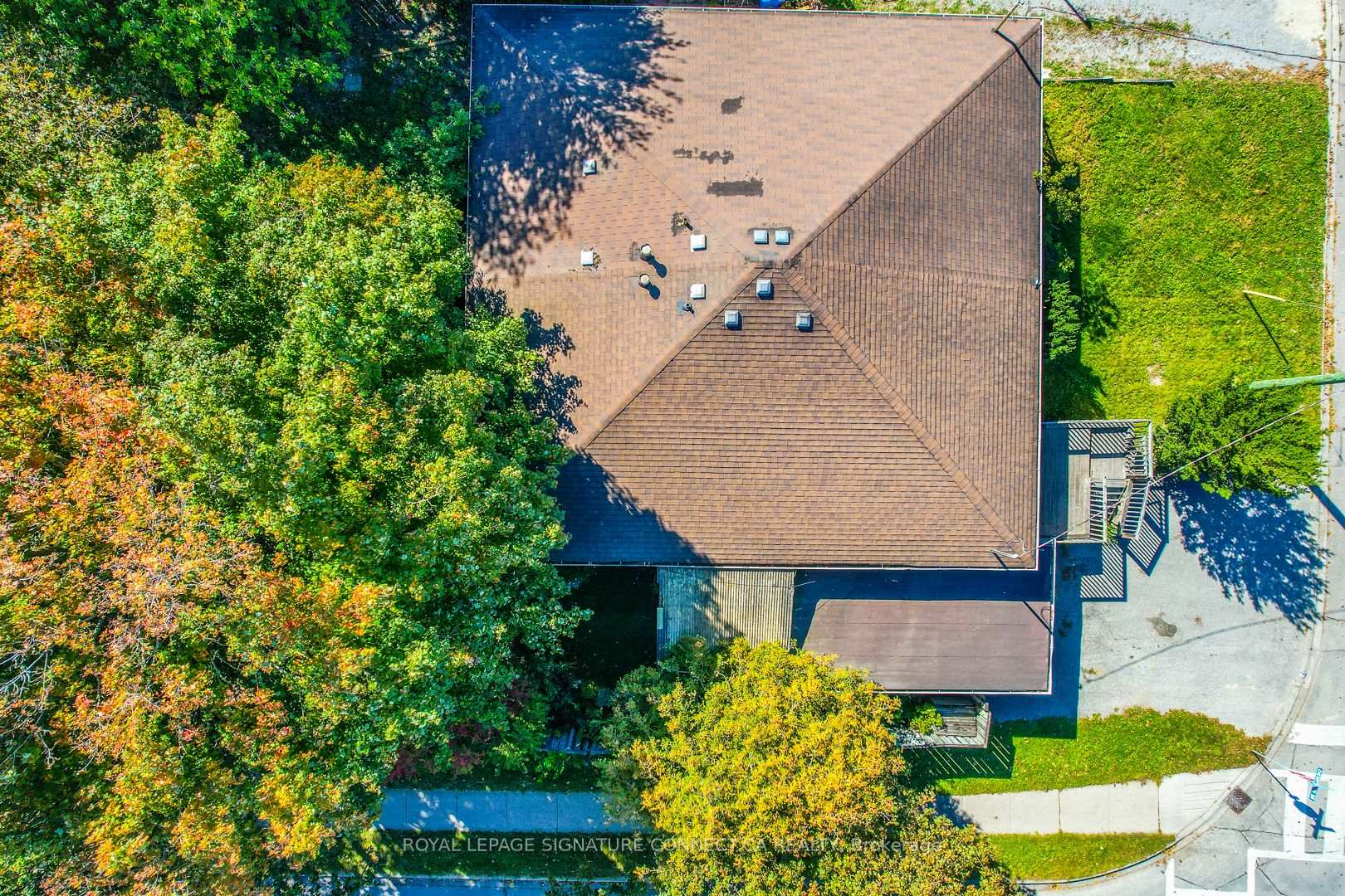 Photo 10 of Unit Upper Level, 166 Cherrywood Drive, Newmarket, Bristol-London — HOMEH