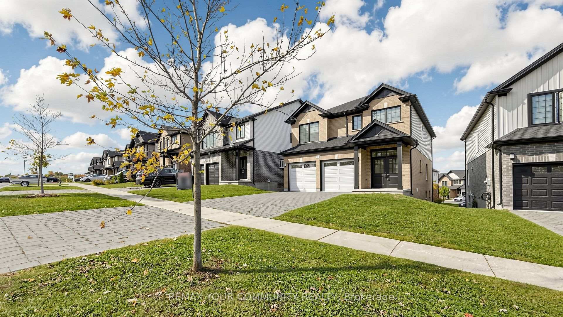 Photo 3 of 2607 Sheffield Boulevard, London, South U — HOMEH