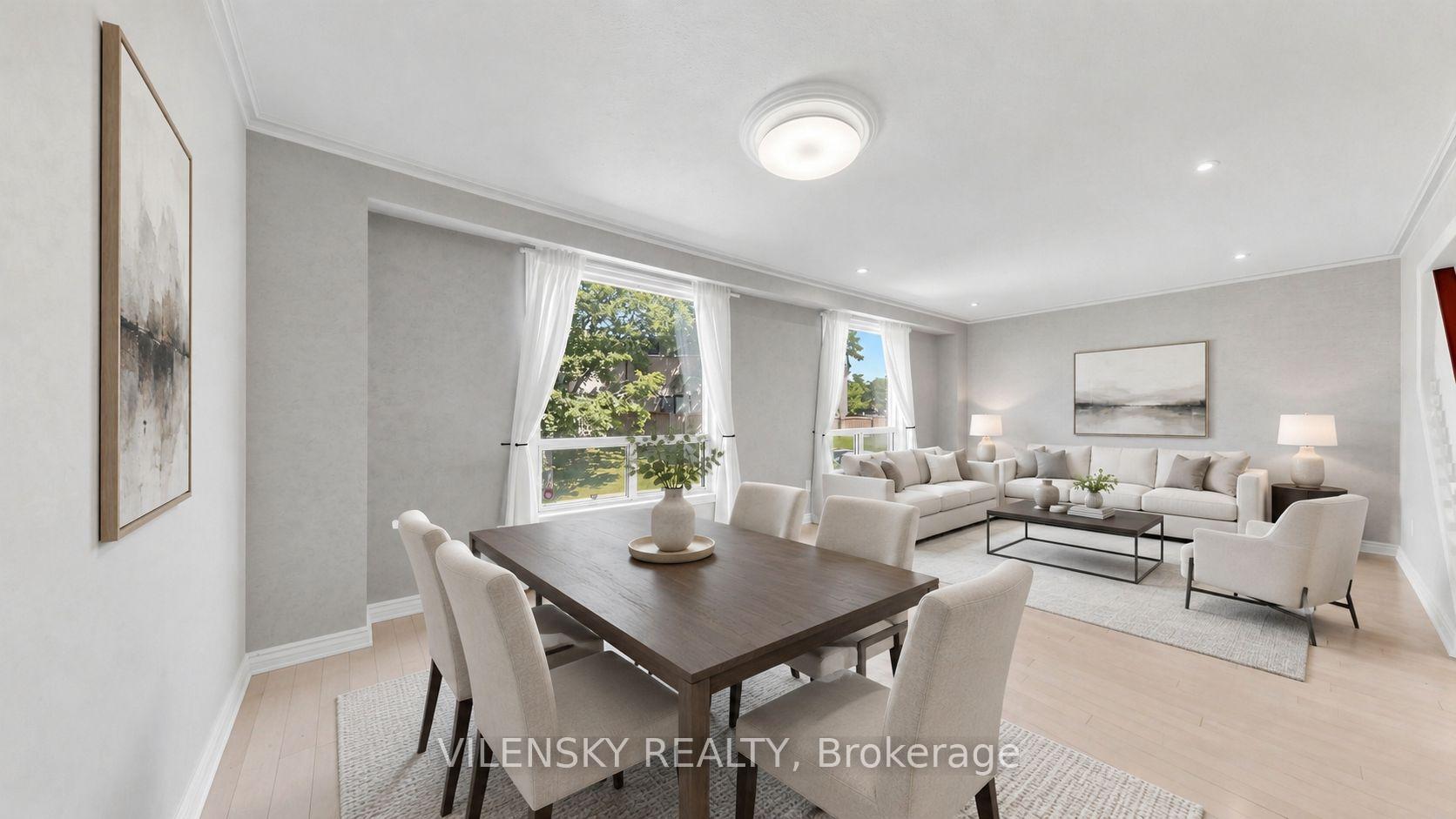 Photo 5 of Unit 19, 14 Poplar Crescent, Aurora, Aurora Highlands — HOMEH