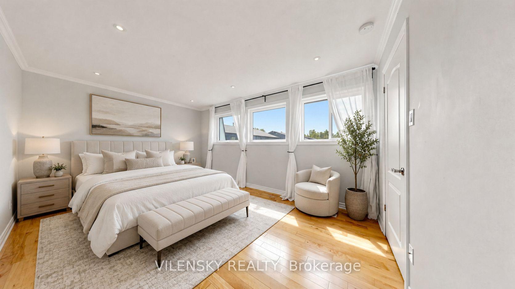 Photo 10 of Unit 19, 14 Poplar Crescent, Aurora, Aurora Highlands — HOMEH