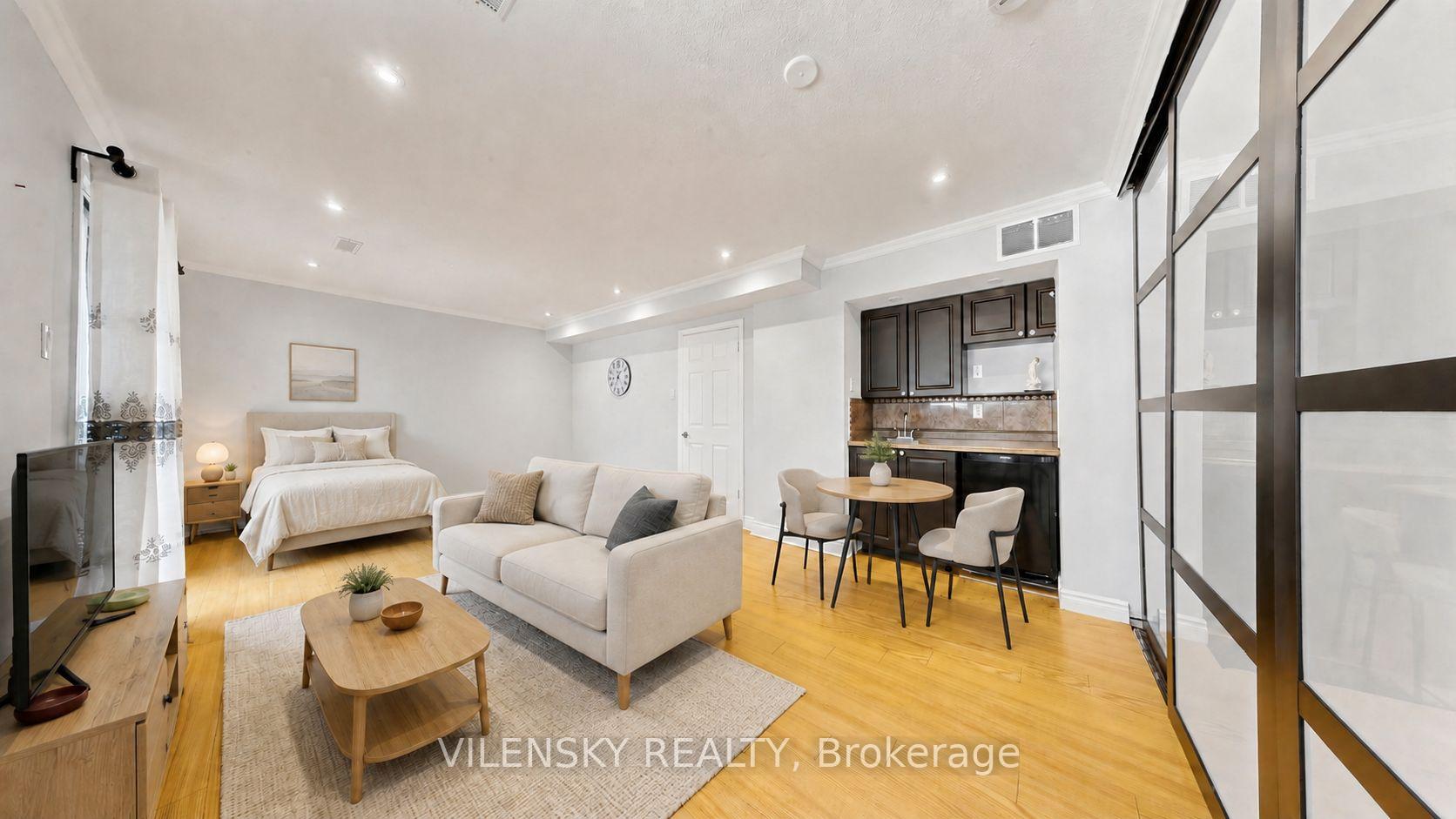 Photo 18 of Unit 19, 14 Poplar Crescent, Aurora, Aurora Highlands — HOMEH