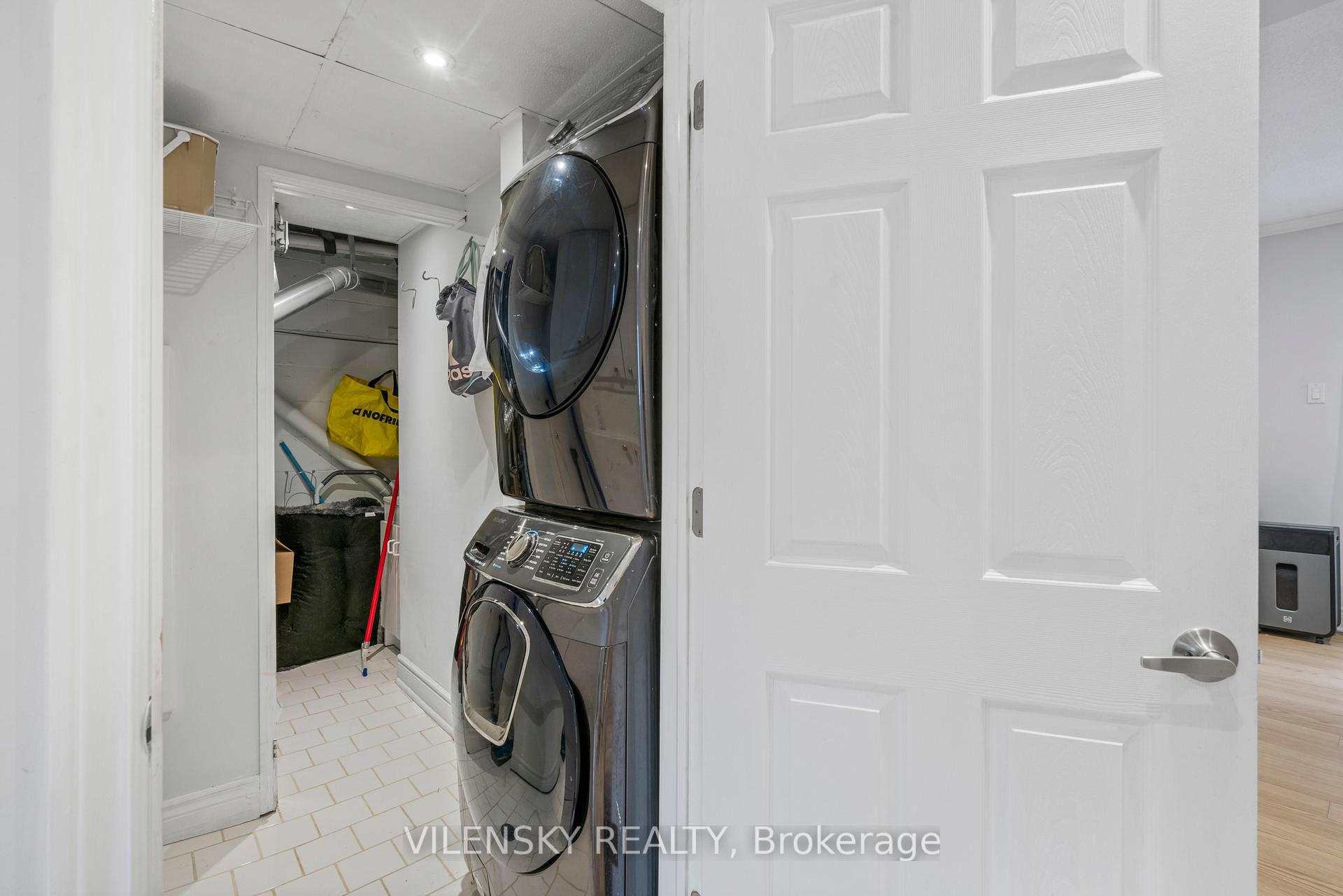 Photo 20 of Unit 19, 14 Poplar Crescent, Aurora, Aurora Highlands — HOMEH