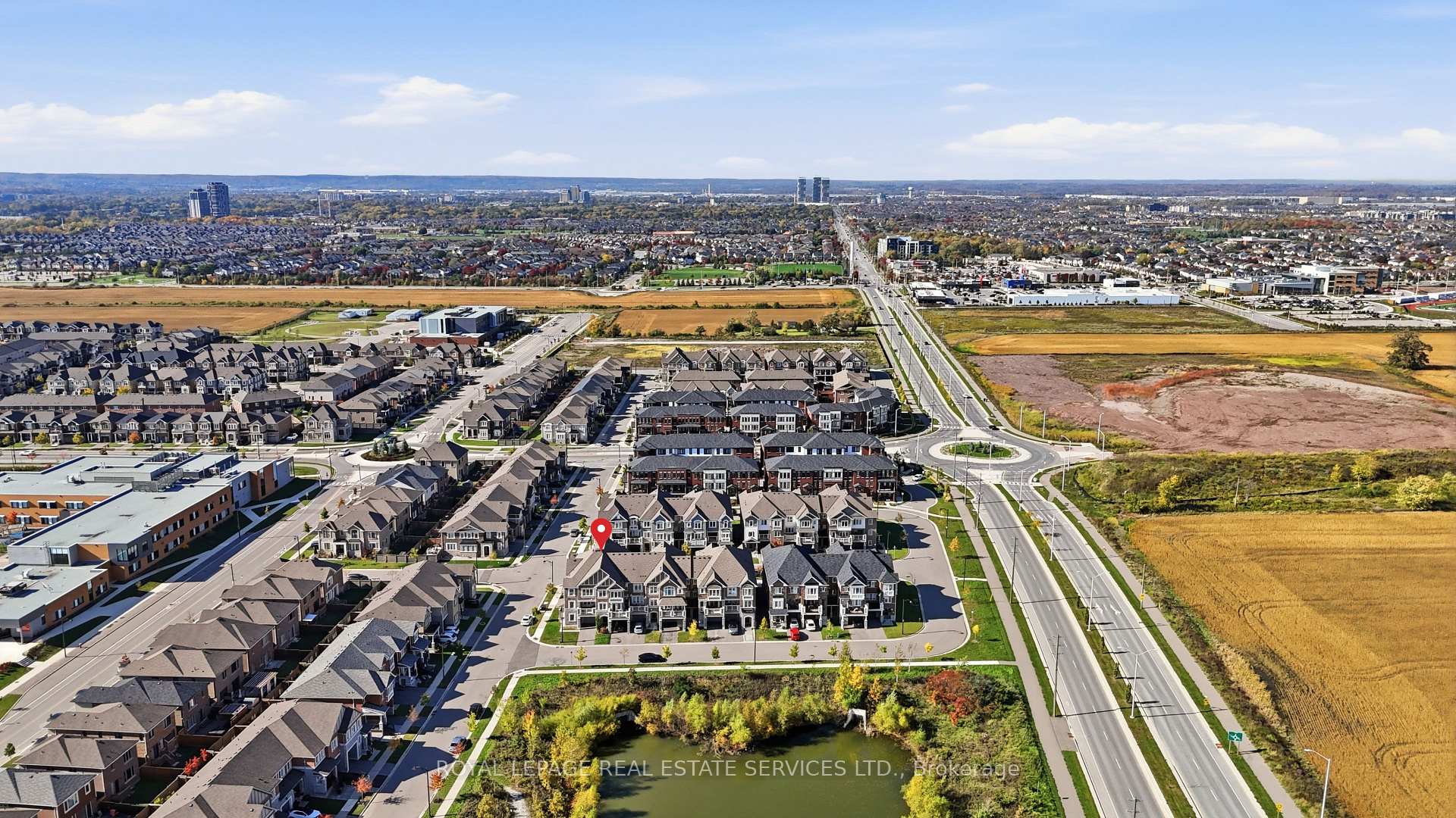 Photo 33 of 998 Balsam Court, Milton, Cobban — HOMEH
