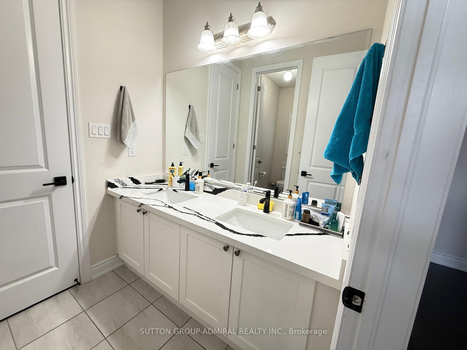 Photo 31 of 33 Elysian Fields Circle, Brampton, Bram West — HOMEH
