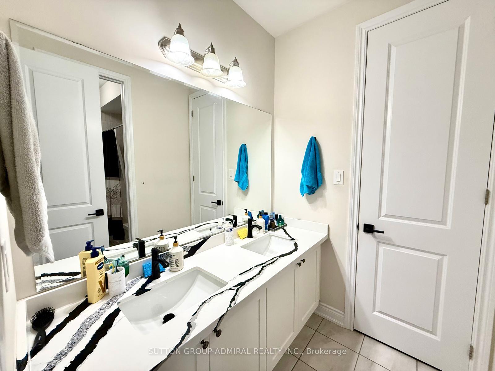 Photo 32 of 33 Elysian Fields Circle, Brampton, Bram West — HOMEH