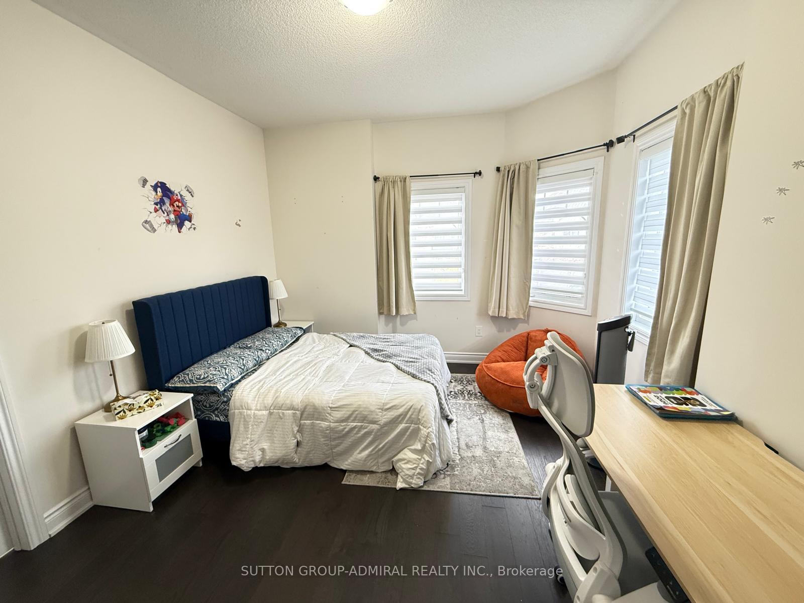 Photo 34 of 33 Elysian Fields Circle, Brampton, Bram West — HOMEH