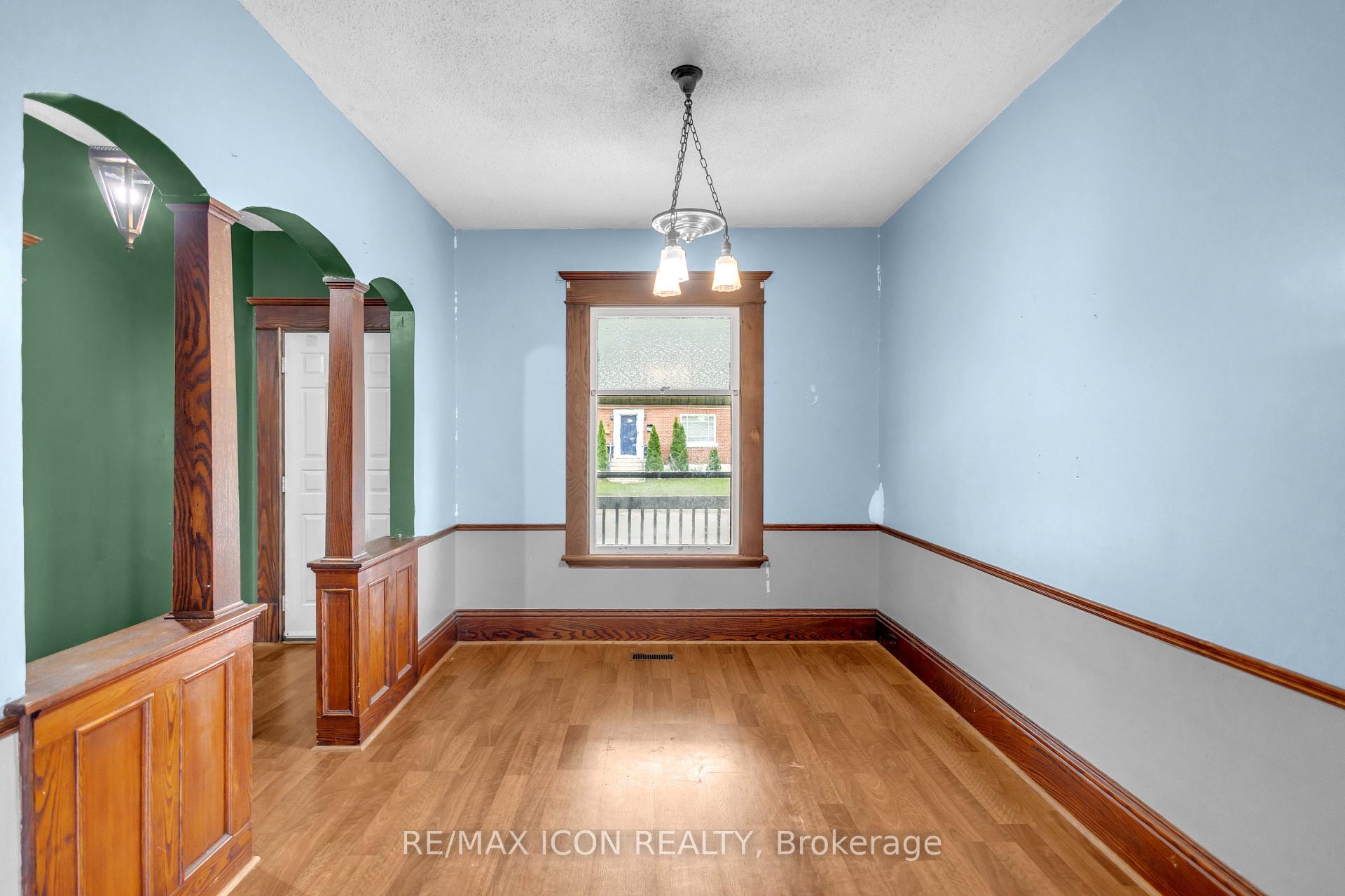 Photo 6 of 49 Mintern Avenue, Brantford, Eagle Place East — HOMEH