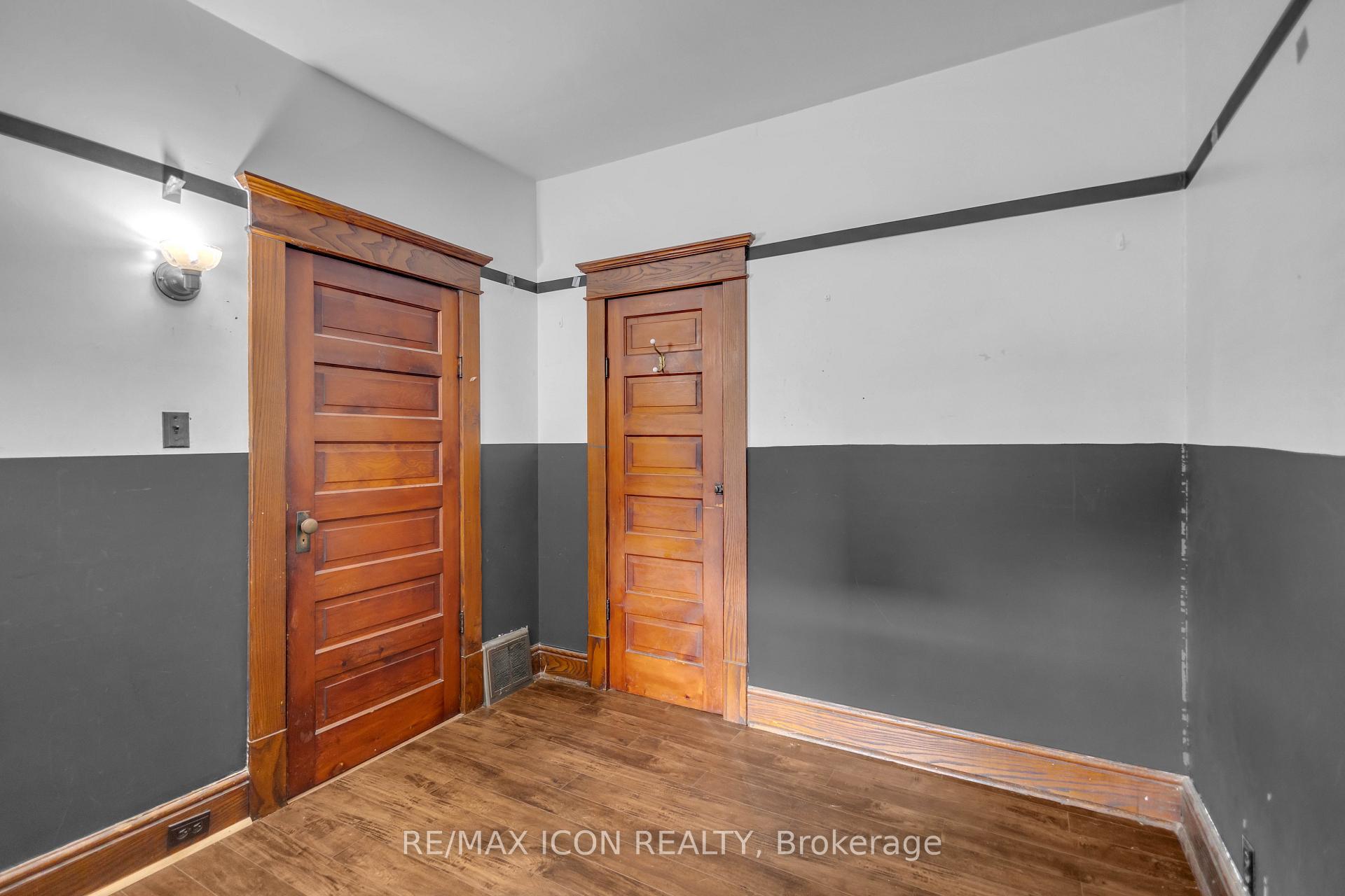 Photo 17 of 49 Mintern Avenue, Brantford, Eagle Place East — HOMEH