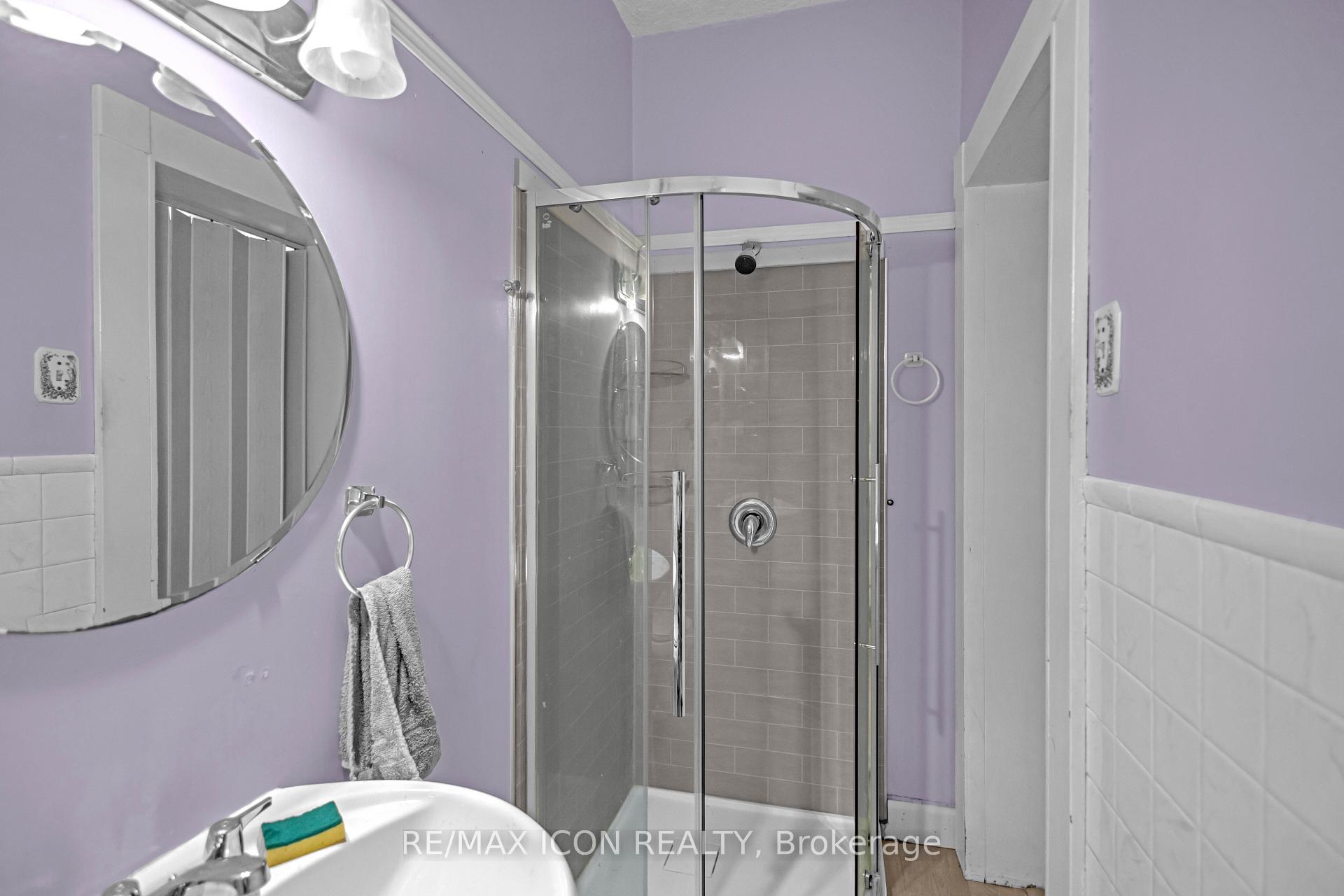 Photo 21 of 49 Mintern Avenue, Brantford, Eagle Place East — HOMEH