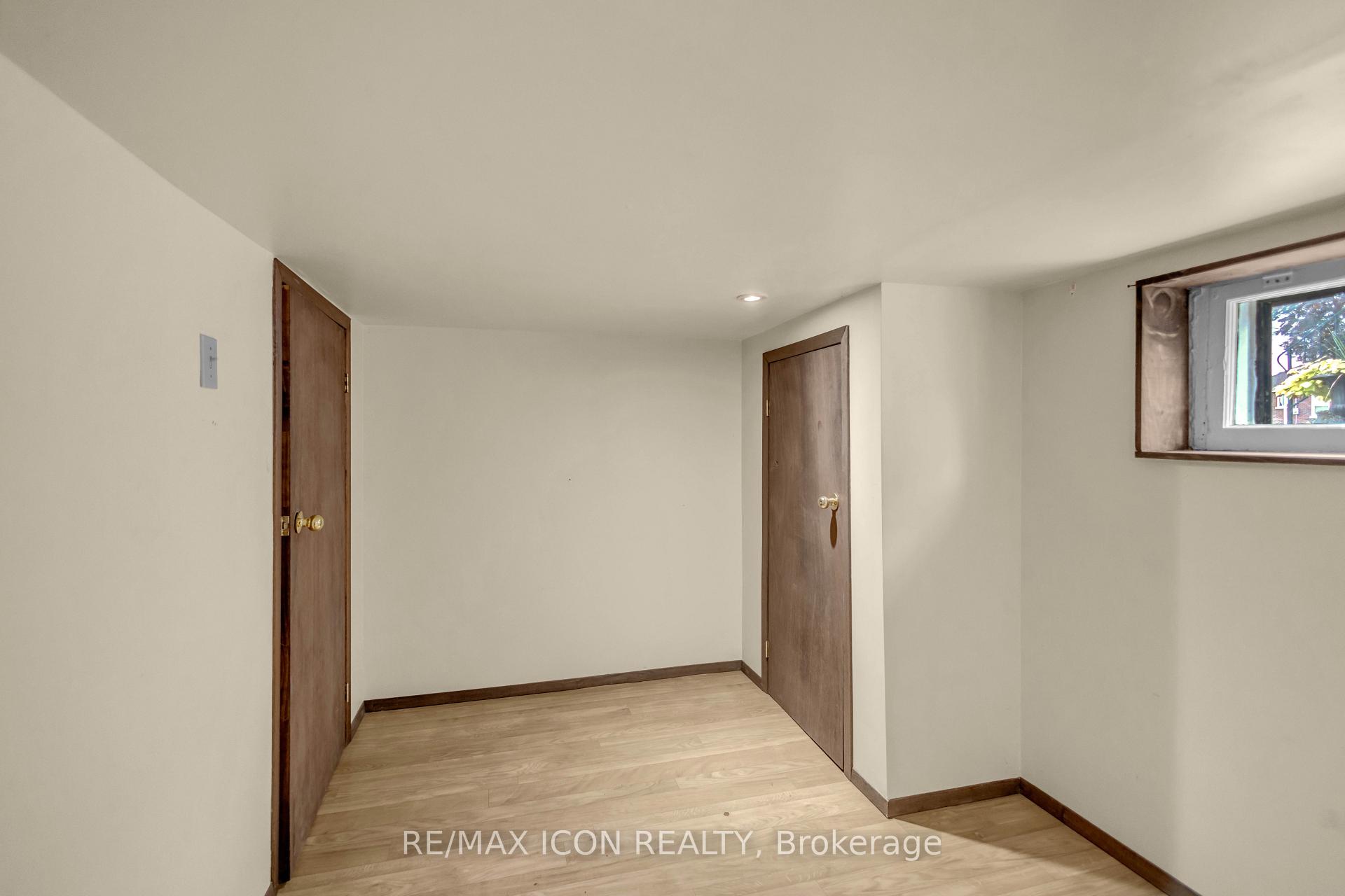 Photo 25 of 49 Mintern Avenue, Brantford, Eagle Place East — HOMEH
