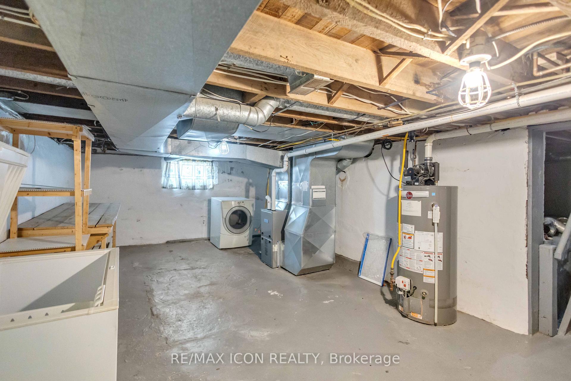 Photo 27 of 49 Mintern Avenue, Brantford, Eagle Place East — HOMEH