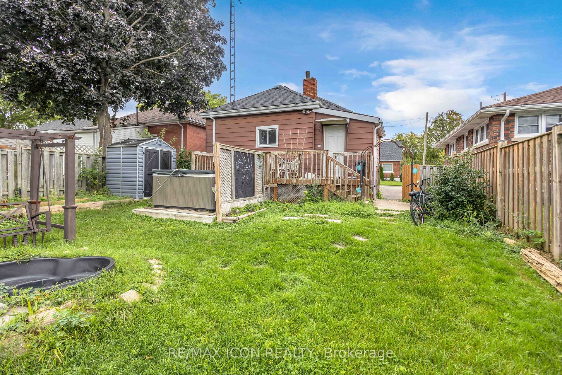 Photo 31 of 49 Mintern Avenue, Brantford, Eagle Place East — HOMEH