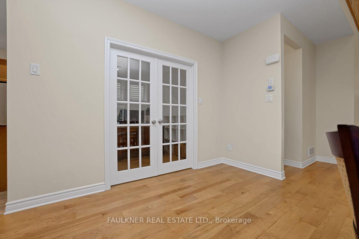Photo 7 of 218 Rover Street, Ottawa, Kanata - Emerald Meadows/Trailwest — HOMEH
