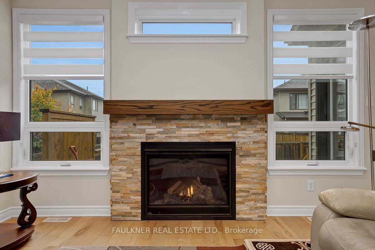 Photo 14 of 218 Rover Street, Ottawa, Kanata - Emerald Meadows/Trailwest — HOMEH