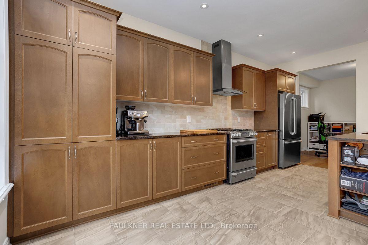 Photo 16 of 218 Rover Street, Ottawa, Kanata - Emerald Meadows/Trailwest — HOMEH
