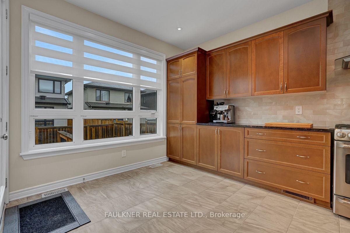 Photo 21 of 218 Rover Street, Ottawa, Kanata - Emerald Meadows/Trailwest — HOMEH