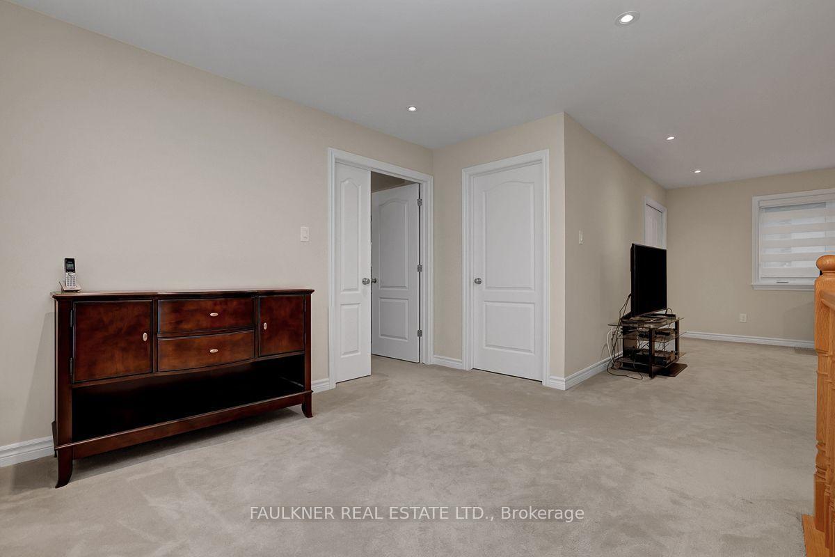 Photo 24 of 218 Rover Street, Ottawa, Kanata - Emerald Meadows/Trailwest — HOMEH