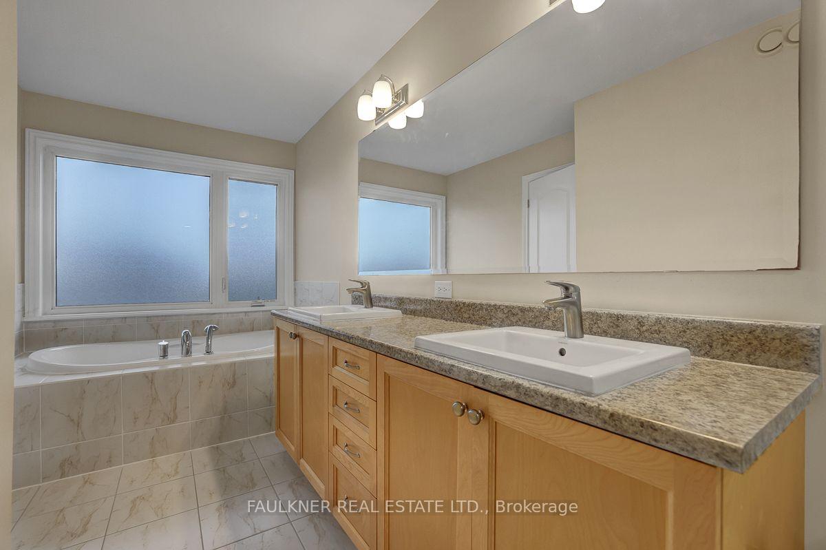 Photo 34 of 218 Rover Street, Ottawa, Kanata - Emerald Meadows/Trailwest — HOMEH