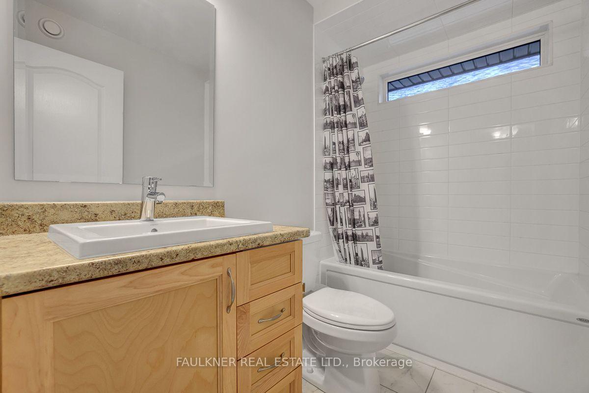 Photo 40 of 218 Rover Street, Ottawa, Kanata - Emerald Meadows/Trailwest — HOMEH