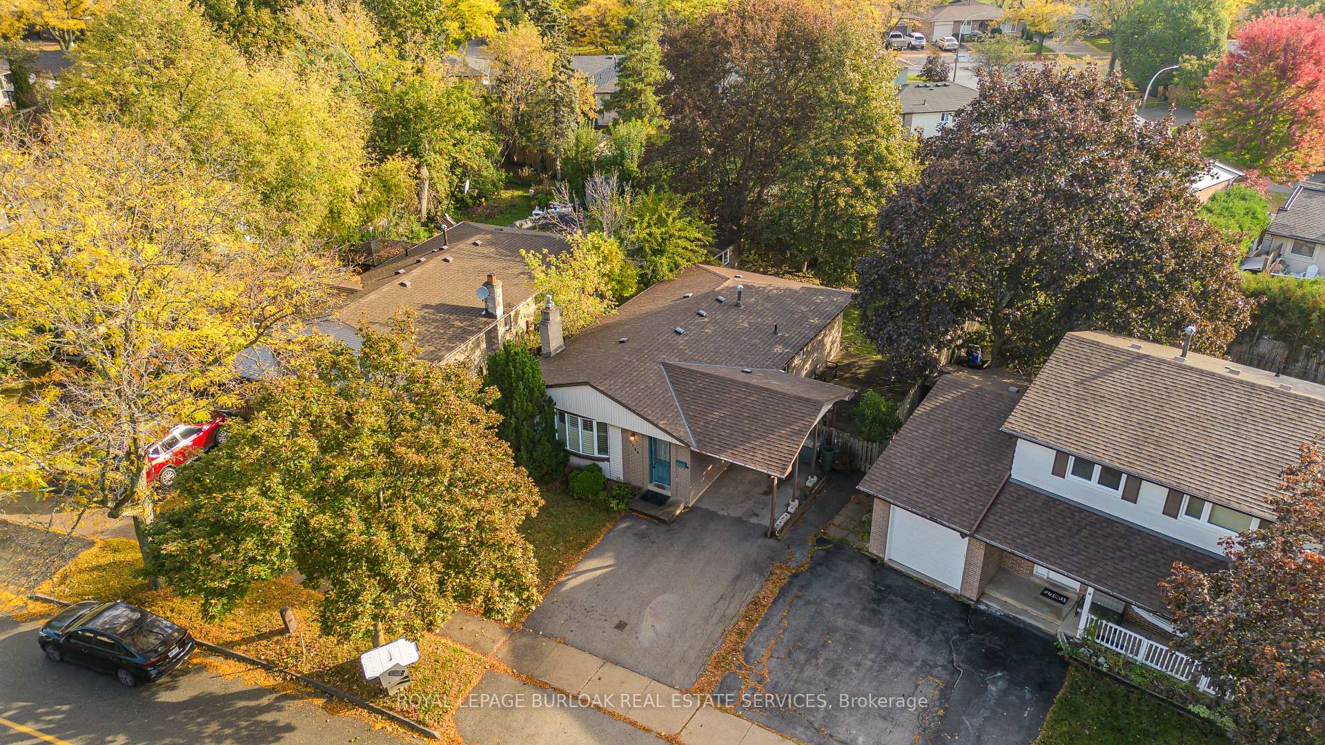 Photo 4 of 3196 Centennial Drive, Burlington, Palmer — HOMEH