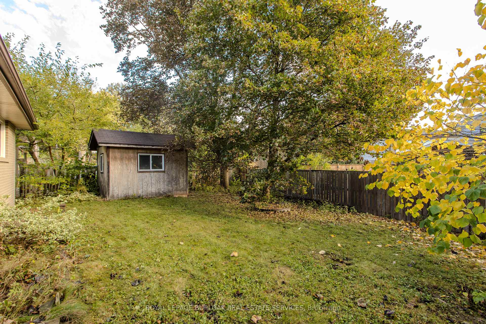 Photo 7 of 3196 Centennial Drive, Burlington, Palmer — HOMEH