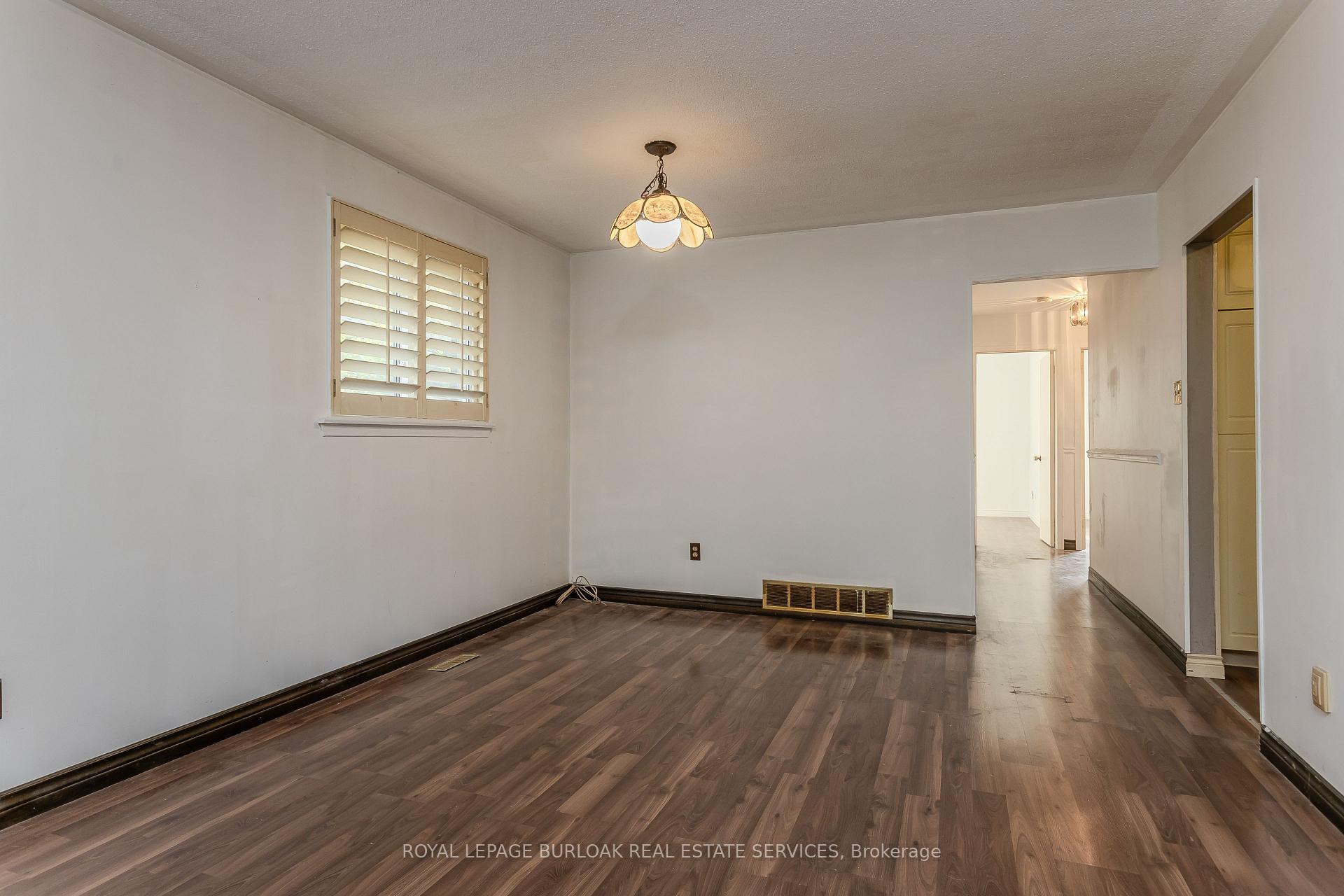 Photo 13 of 3196 Centennial Drive, Burlington, Palmer — HOMEH