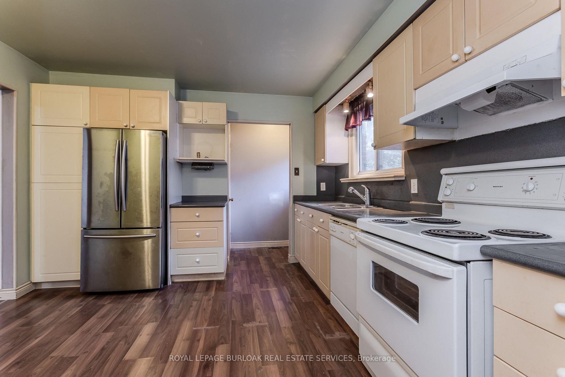 Photo 15 of 3196 Centennial Drive, Burlington, Palmer — HOMEH