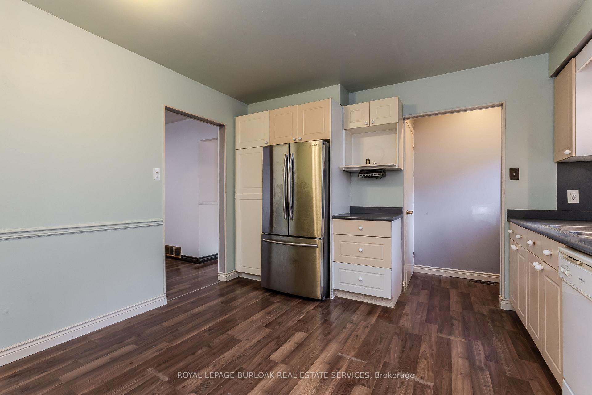 Photo 16 of 3196 Centennial Drive, Burlington, Palmer — HOMEH