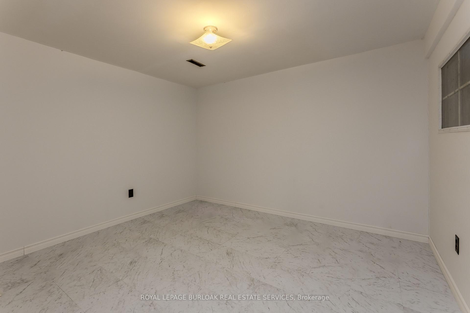 Photo 38 of 3196 Centennial Drive, Burlington, Palmer — HOMEH
