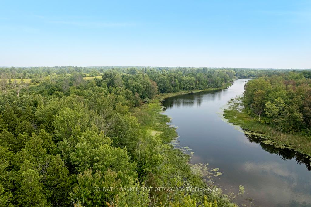 Photo 7 of 185 Althorpe Road, Tay Valley, Bathurst/Burgess & Sherbrooke (Bathurst) Twp — HOMEH