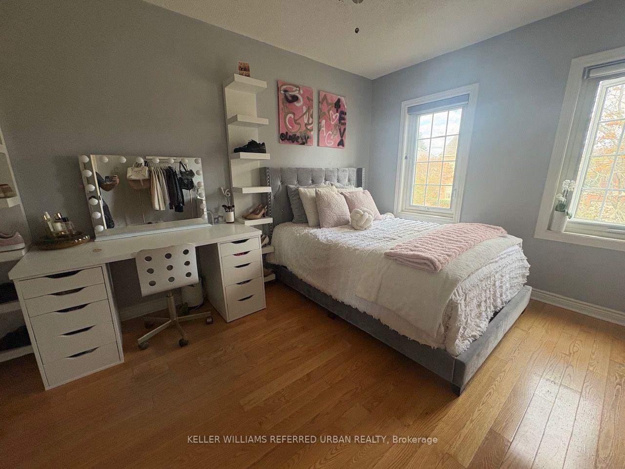 Photo 54 of 63 Oatlands Crescent, Richmond Hill, Mill Pond — HOMEH