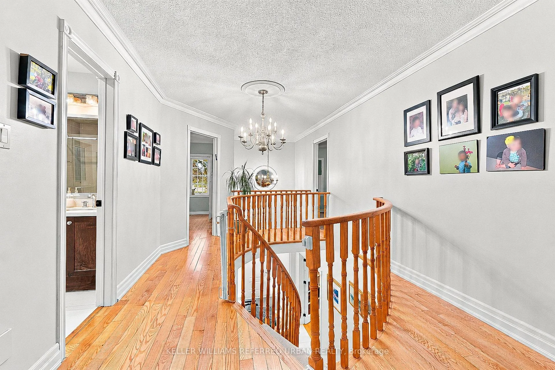 Photo 42 of 63 Oatlands Crescent, Richmond Hill, Mill Pond — HOMEH