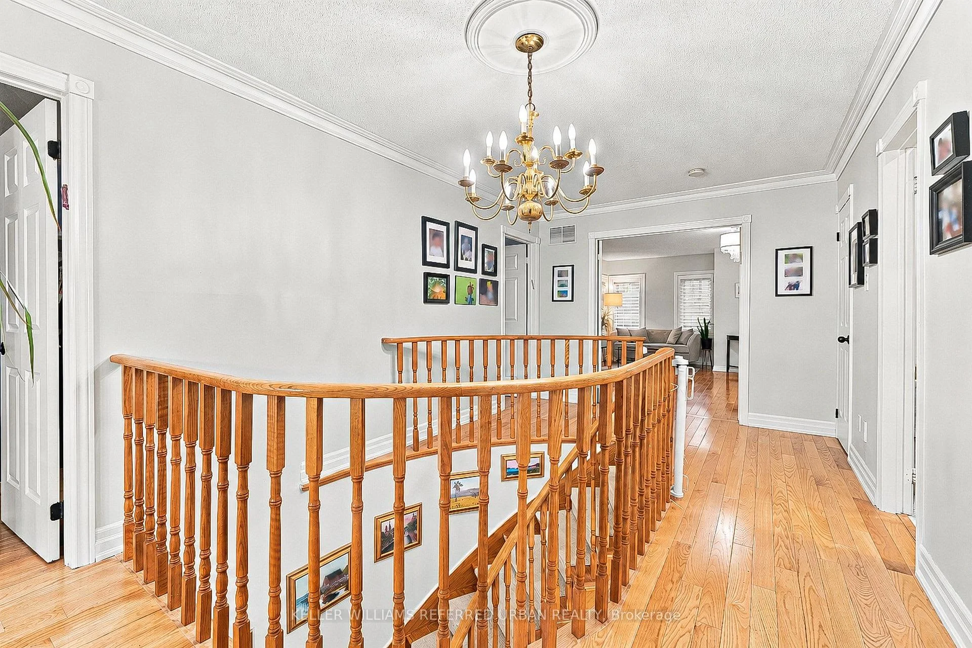 Photo 44 of 63 Oatlands Crescent, Richmond Hill, Mill Pond — HOMEH