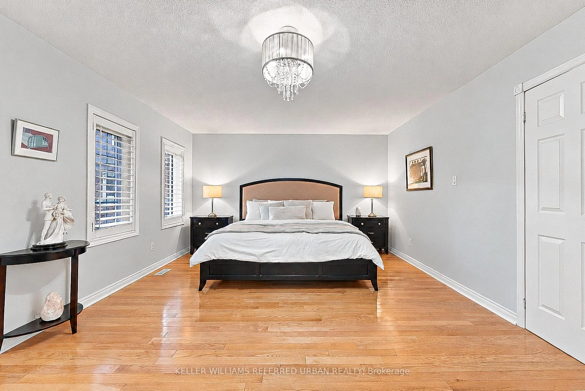 Photo 51 of 63 Oatlands Crescent, Richmond Hill, Mill Pond — HOMEH