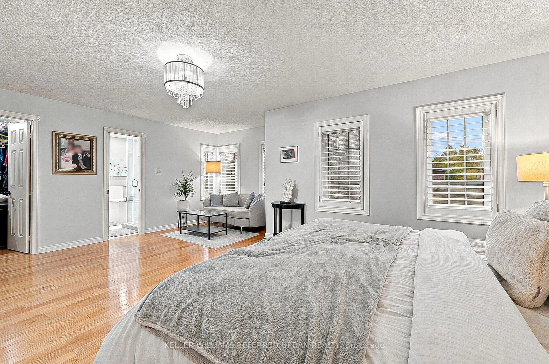 Photo 53 of 63 Oatlands Crescent, Richmond Hill, Mill Pond — HOMEH