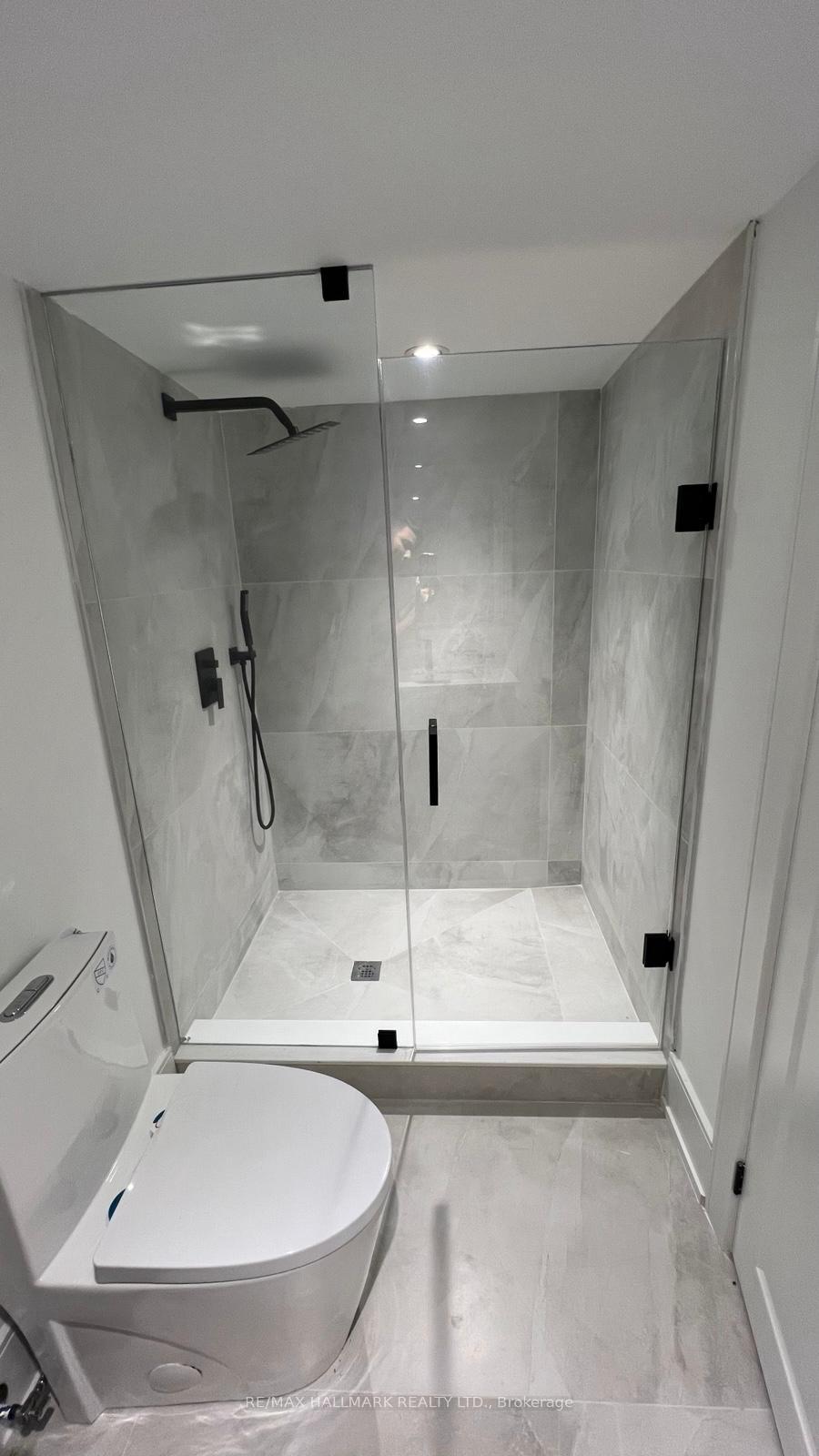 Photo 12 of Unit Basement, 83 Gladstone Ave, Vaughan, Maple — HOMEH