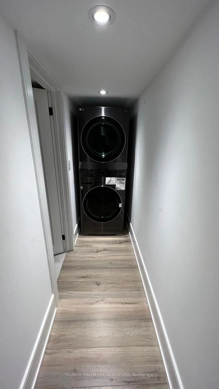 Photo 17 of Unit Basement, 83 Gladstone Ave, Vaughan, Maple — HOMEH