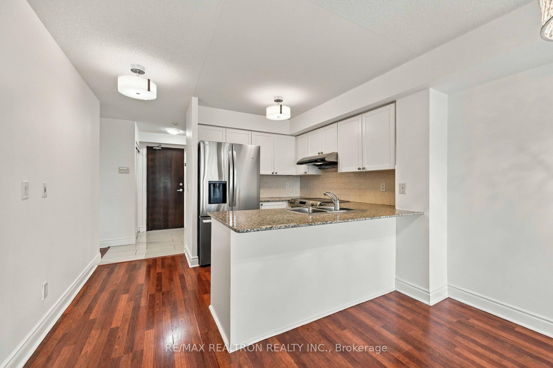Photo 9 of Unit 1204, 7 North Park Road, Vaughan, Beverley Glen — HOMEH