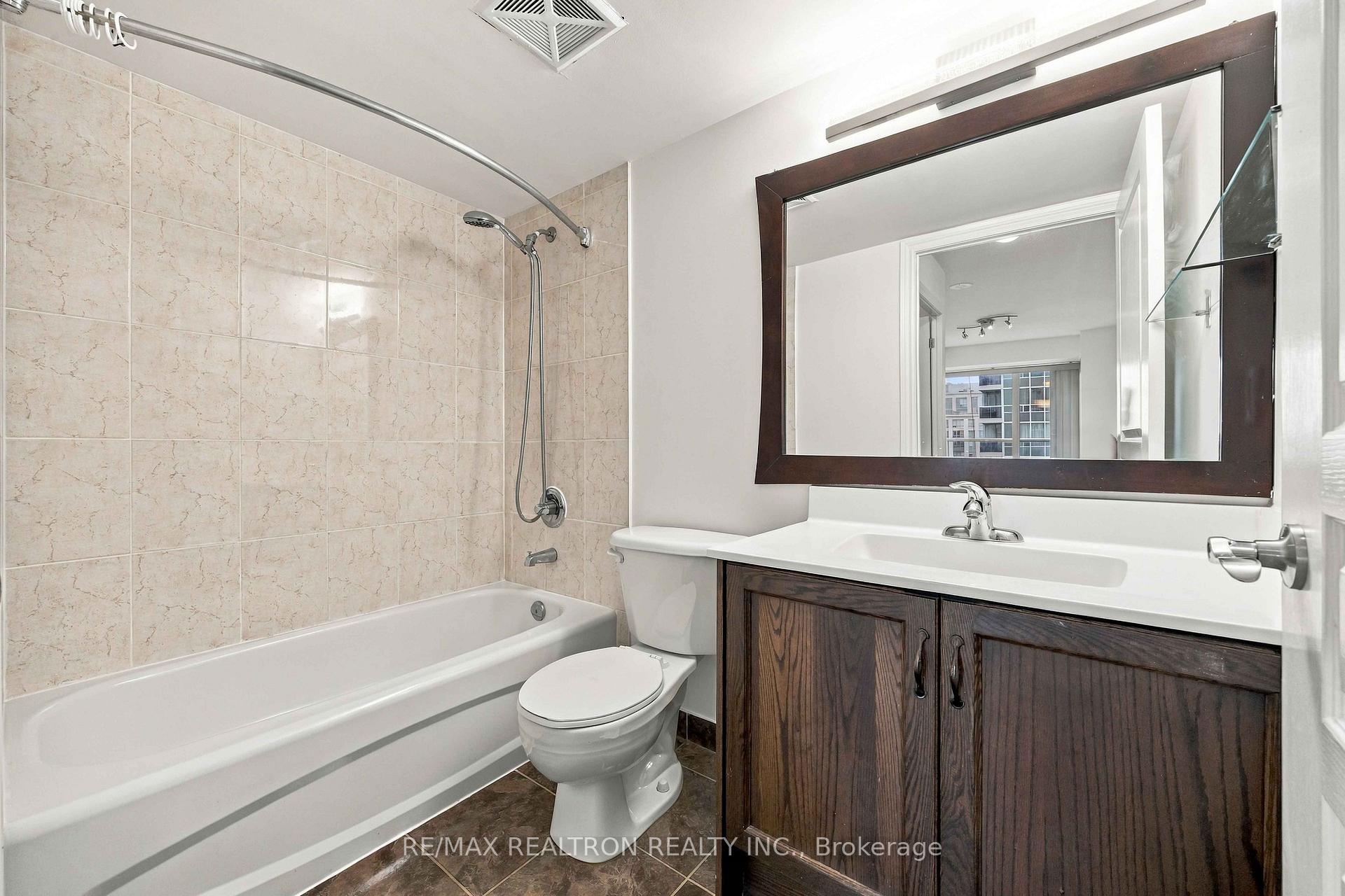 Photo 13 of Unit 1204, 7 North Park Road, Vaughan, Beverley Glen — HOMEH