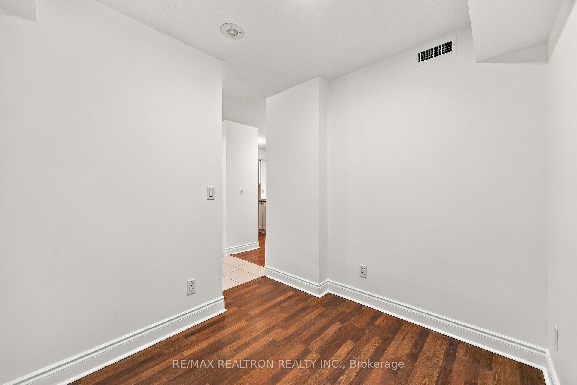 Photo 14 of Unit 1204, 7 North Park Road, Vaughan, Beverley Glen — HOMEH